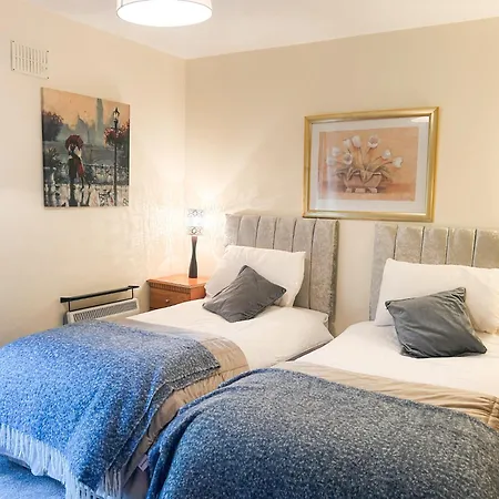 度假居 Mews No 2 By Trident Homes *